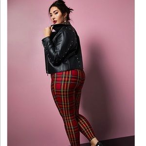 Betsey Johnson red tartan pixie pant (Torrid)